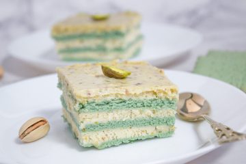עוגת ביסקוויטים בטעם פיסטוק | צילום: ספיר דהן