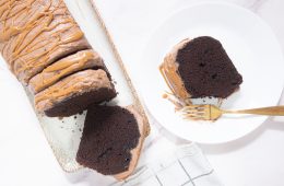 עוגת שוקולד לוטוס | צילום: ספיר דהן